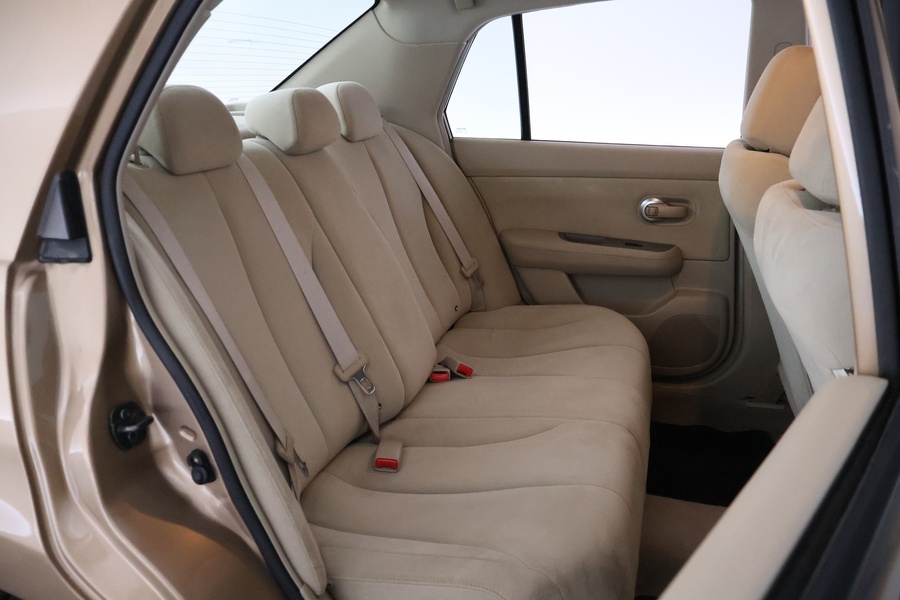 Nissan Tiida vaihtoauto