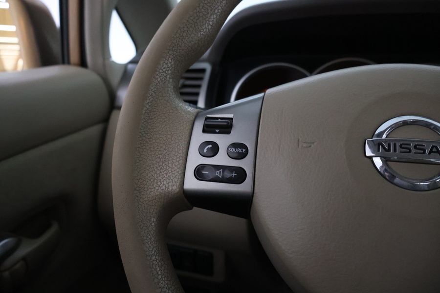 Nissan Tiida vaihtoauto