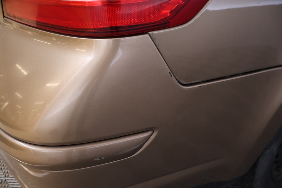 Nissan Tiida vaihtoauto