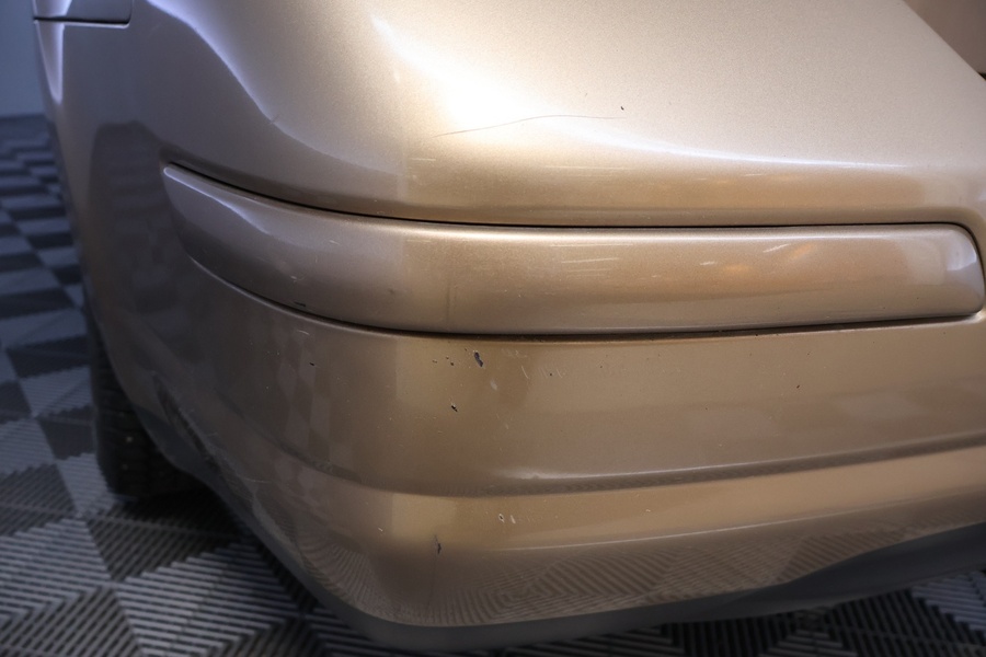 Nissan Tiida vaihtoauto