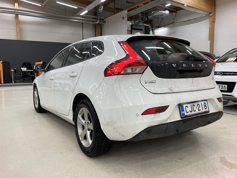 Volvo V40 vaihtoauto