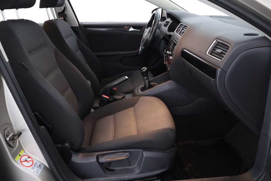 Volkswagen Jetta vaihtoauto