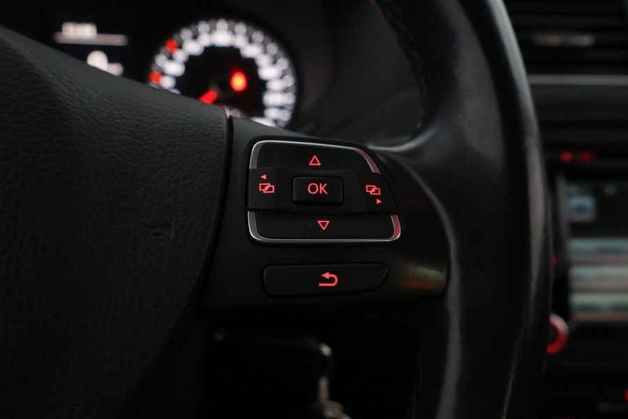 Volkswagen Jetta vaihtoauto