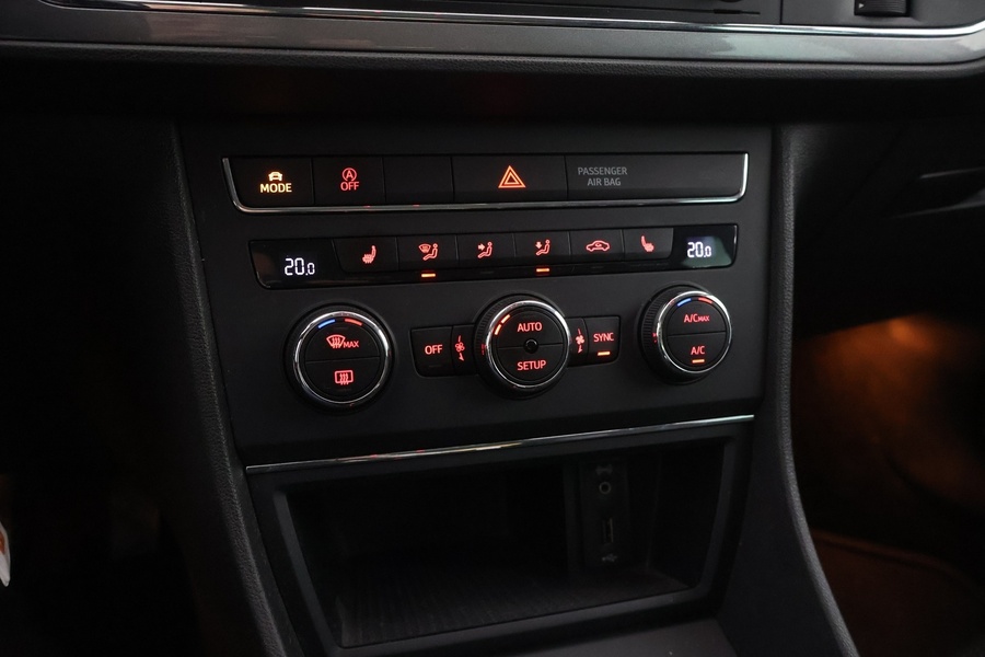 SEAT Leon ST vaihtoauto