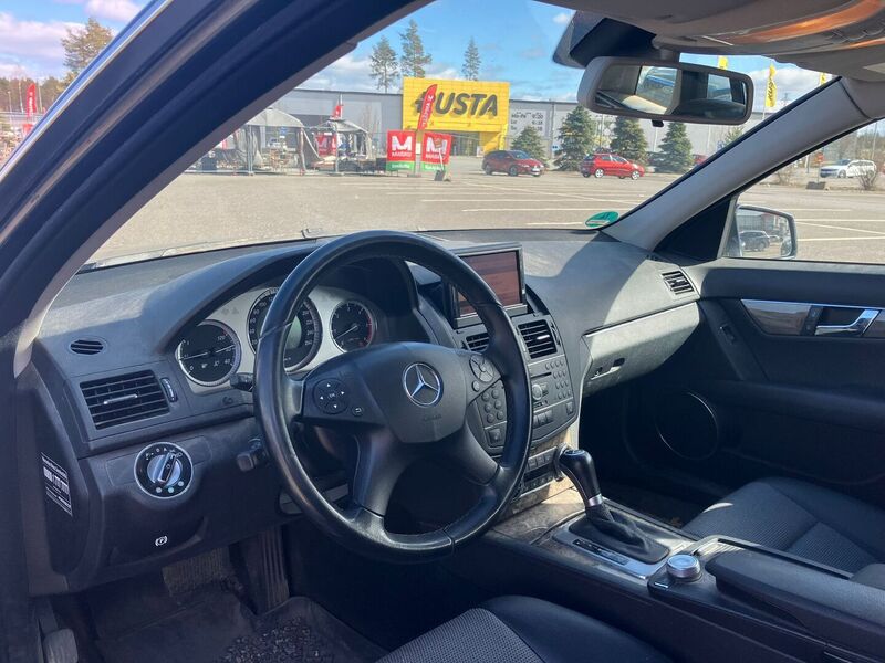 Mercedes-Benz C vaihtoauto