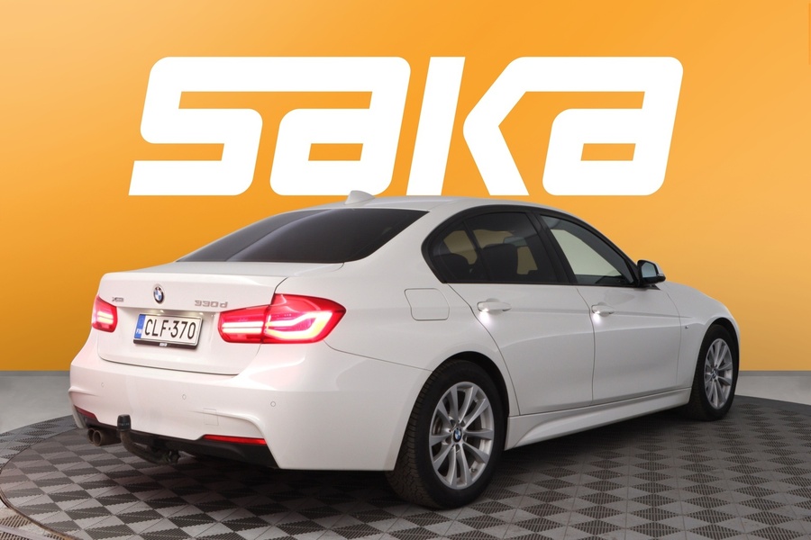 BMW 330 vaihtoauto