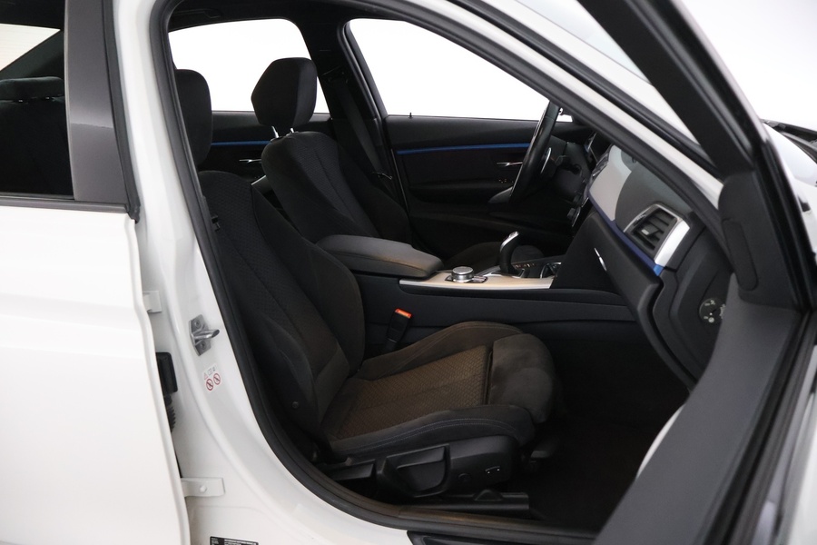 BMW 330 vaihtoauto
