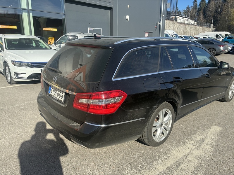 Mercedes-Benz E vaihtoauto