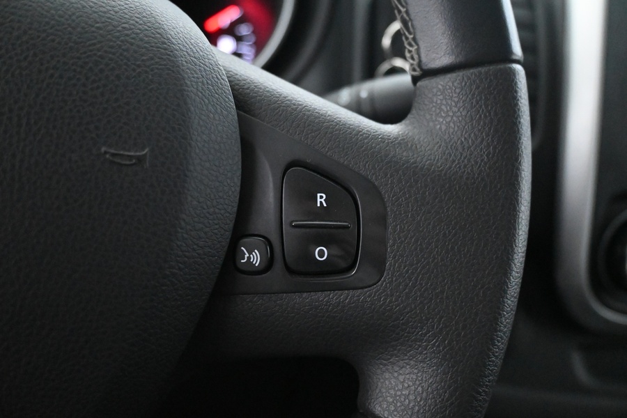 Renault Trafic vaihtoauto