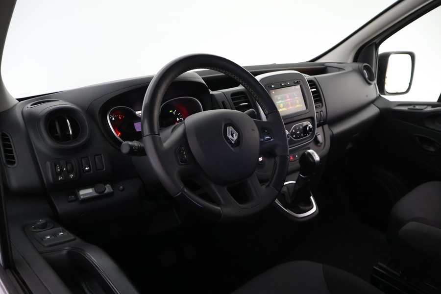 Renault Trafic vaihtoauto