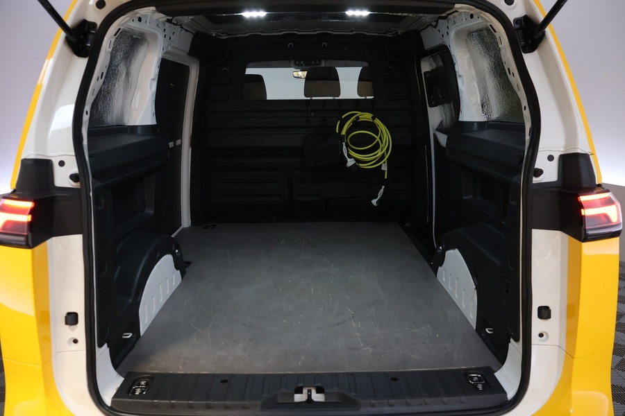 Volkswagen ID. Buzz vaihtoauto