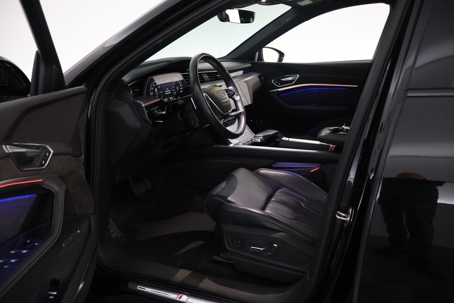 Audi e-tron vaihtoauto