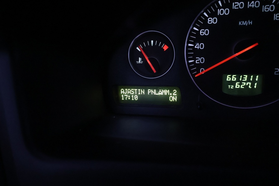 Volvo V70 vaihtoauto