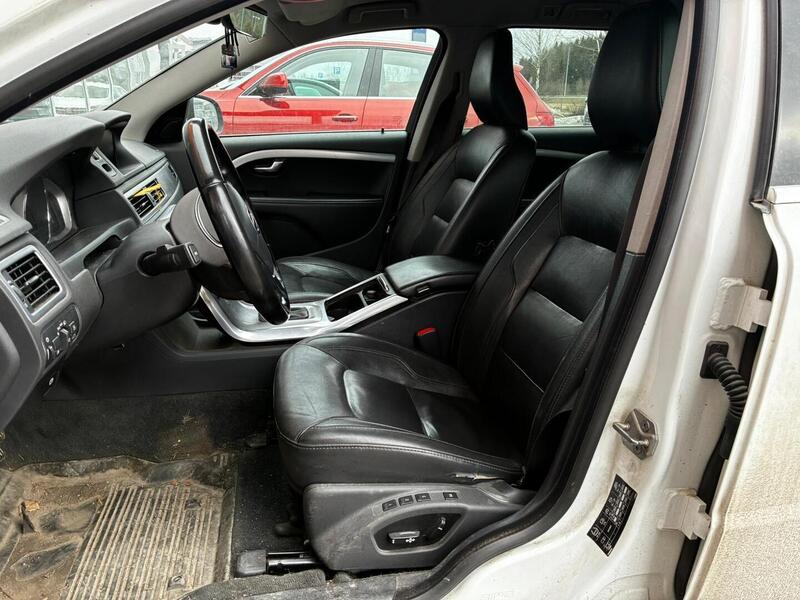 Volvo V70 vaihtoauto