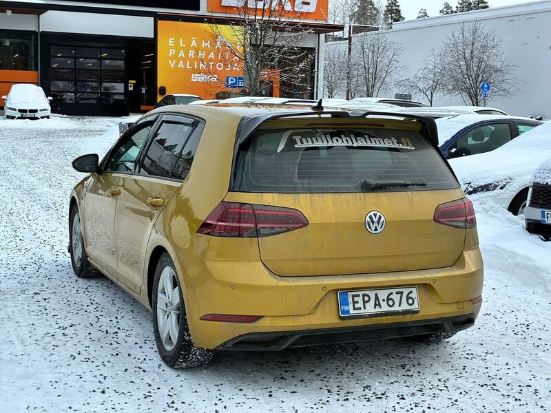 Volkswagen Golf vaihtoauto