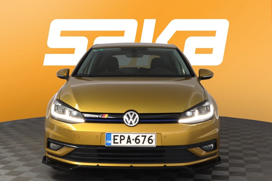 Volkswagen Golf vaihtoauto