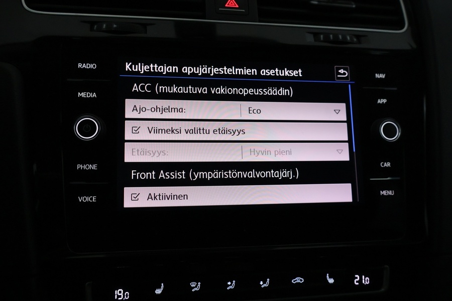 Volkswagen Golf vaihtoauto