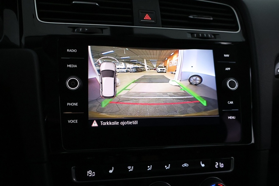 Volkswagen Golf vaihtoauto