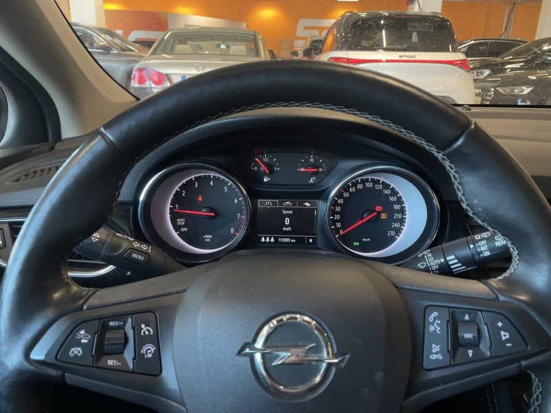 Opel Astra vaihtoauto