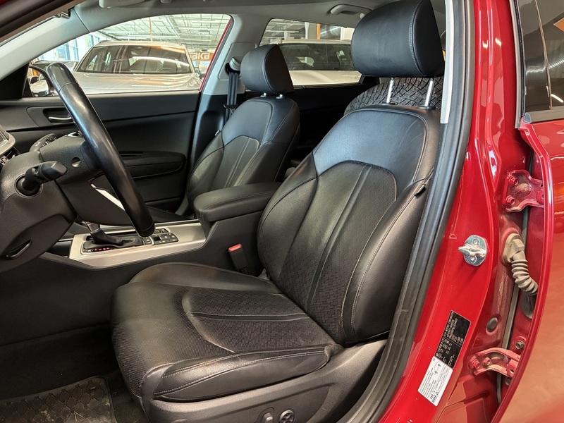 Kia Optima vaihtoauto