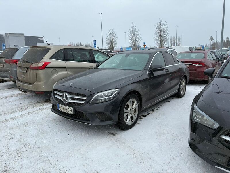Mercedes-Benz C vaihtoauto