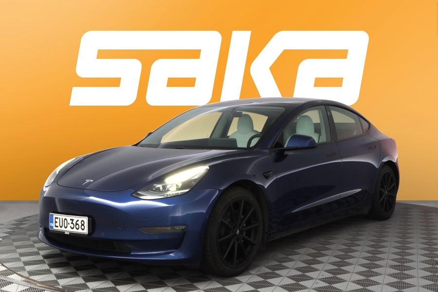 Tesla Model 3 vaihtoauto