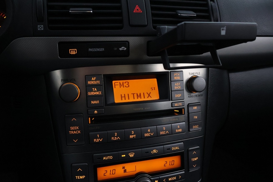 Toyota Avensis vaihtoauto