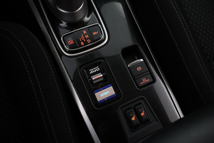 Mitsubishi Outlander PHEV vaihtoauto