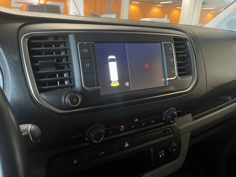 Opel Vivaro vaihtoauto