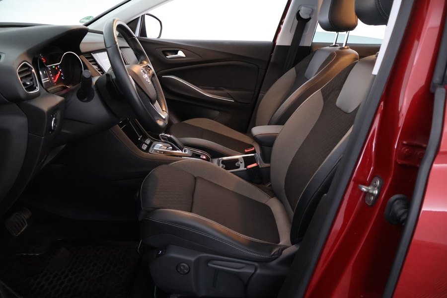 Opel Grandland vaihtoauto