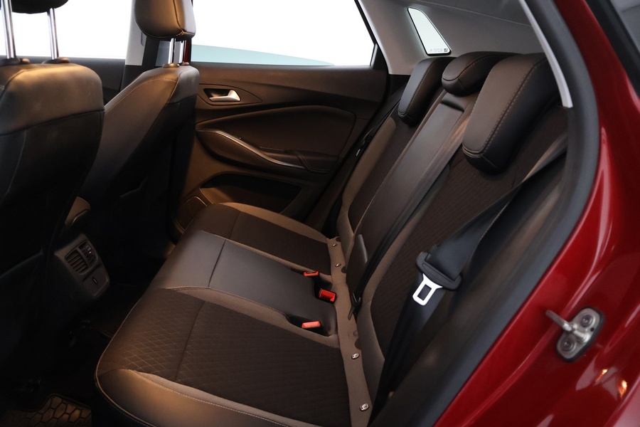 Opel Grandland vaihtoauto