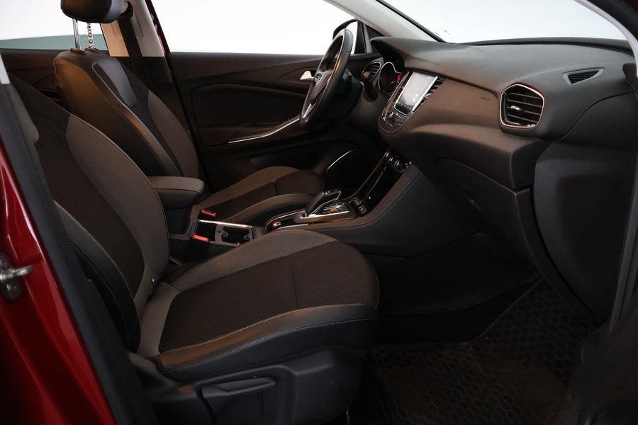 Opel Grandland vaihtoauto