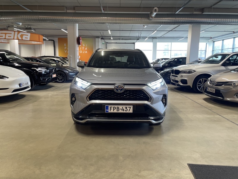 Toyota RAV4 vaihtoauto