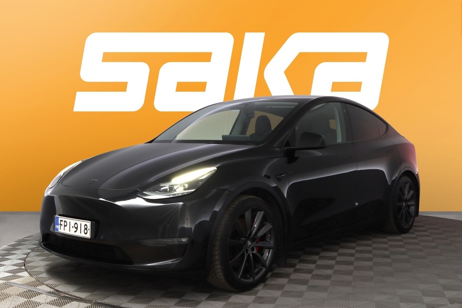 Tesla Model Y vaihtoauto