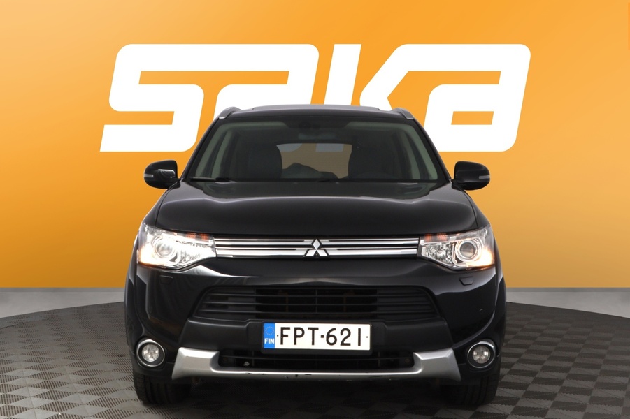 Mitsubishi Outlander PHEV vaihtoauto