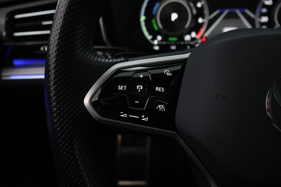 Volkswagen Touareg vaihtoauto