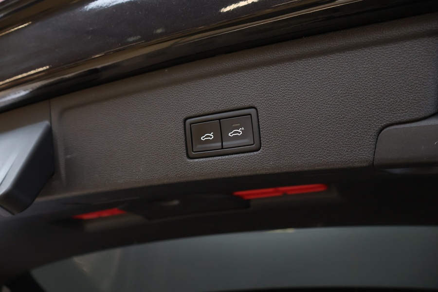 Volkswagen Touareg vaihtoauto