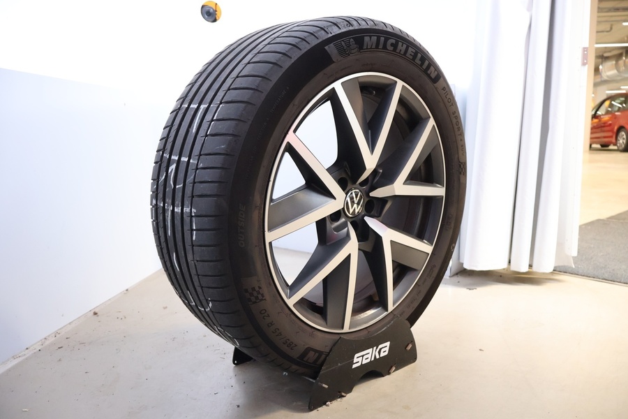 Volkswagen Touareg vaihtoauto