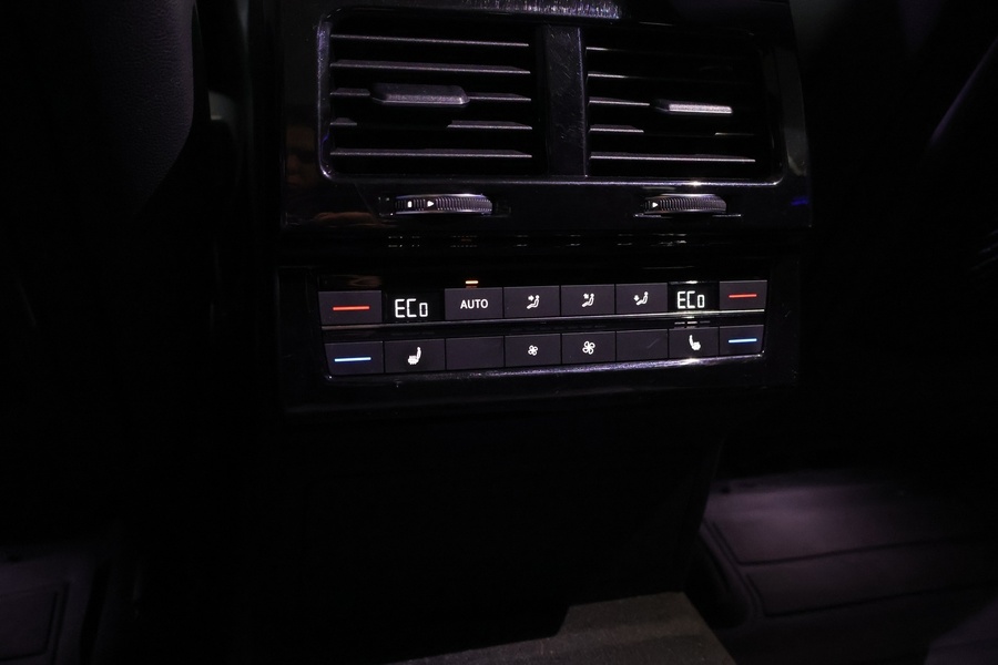 Volkswagen Touareg vaihtoauto