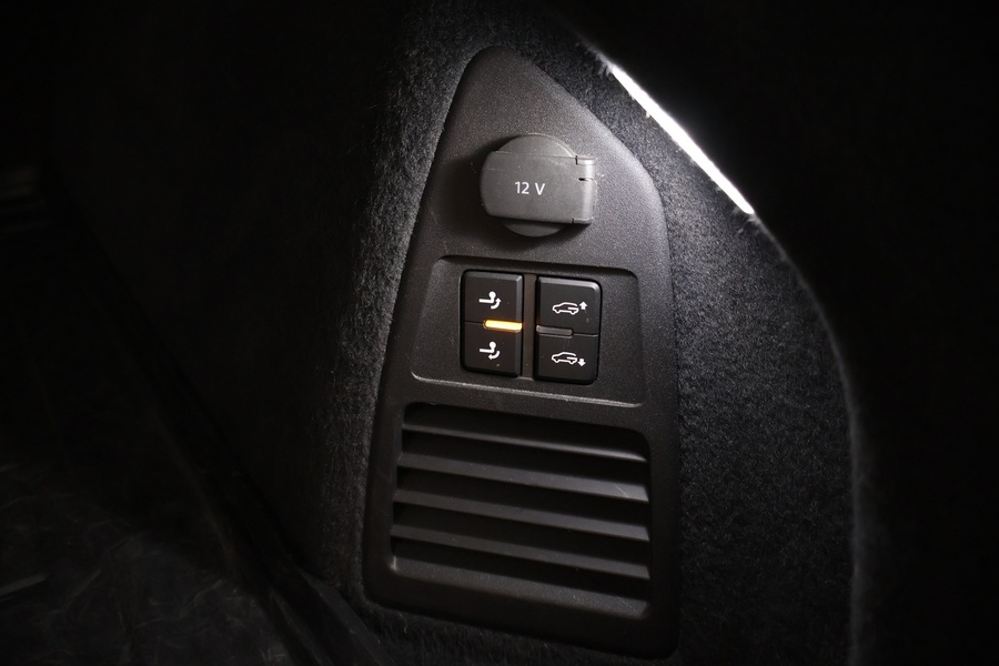 Volkswagen Touareg vaihtoauto