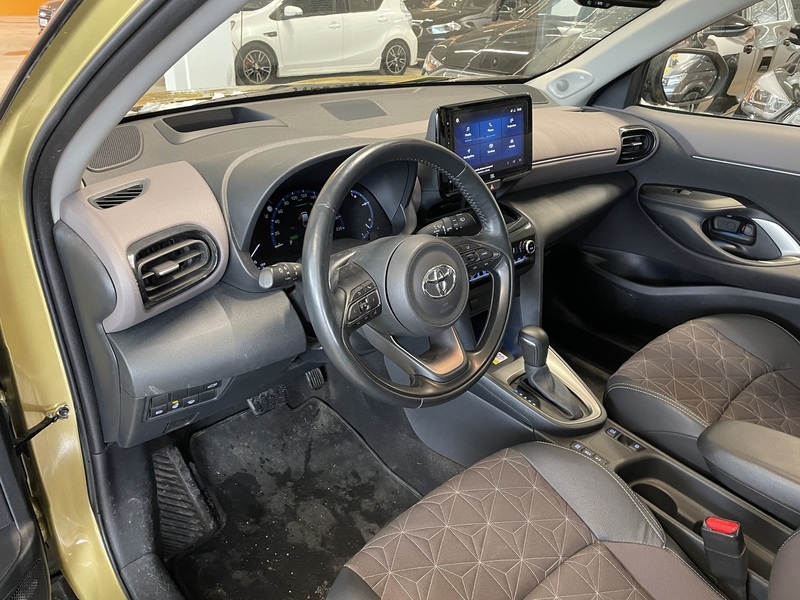 Toyota Yaris Cross vaihtoauto