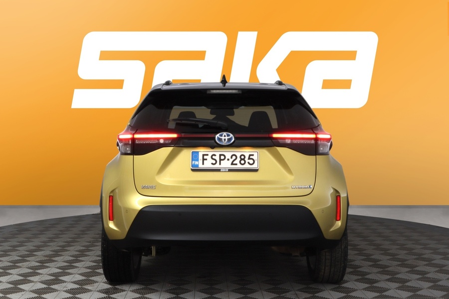 Toyota Yaris Cross vaihtoauto