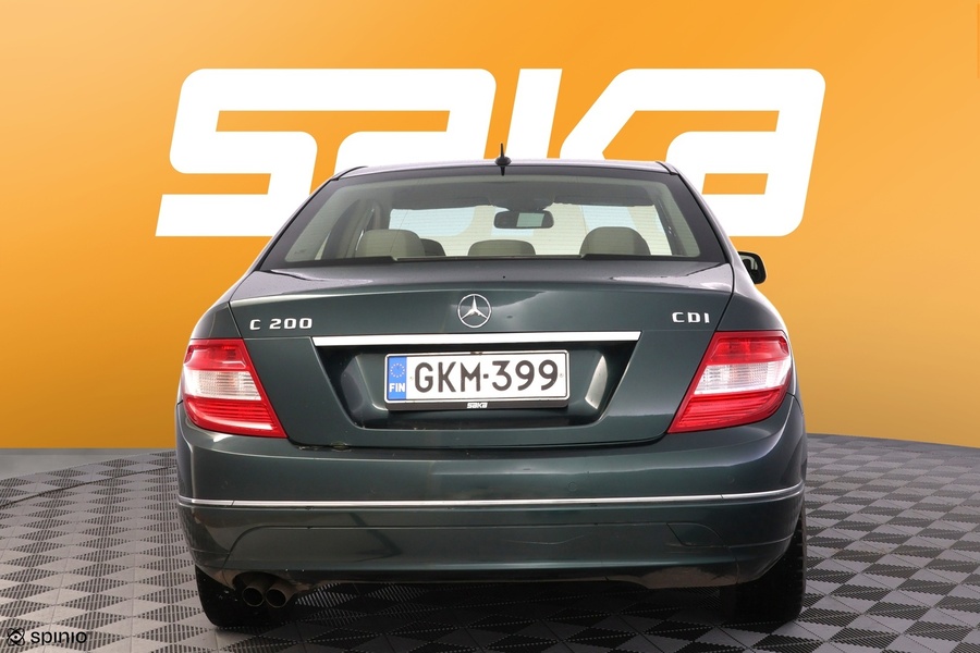 Mercedes-Benz C vaihtoauto