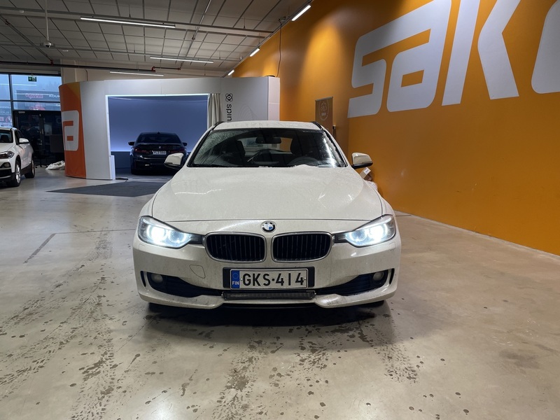 BMW 320 vaihtoauto