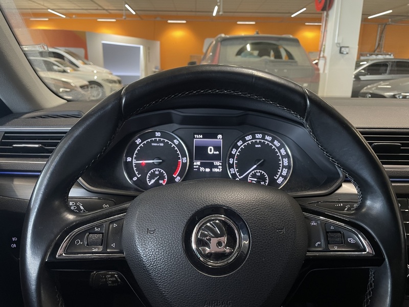 Skoda Superb vaihtoauto