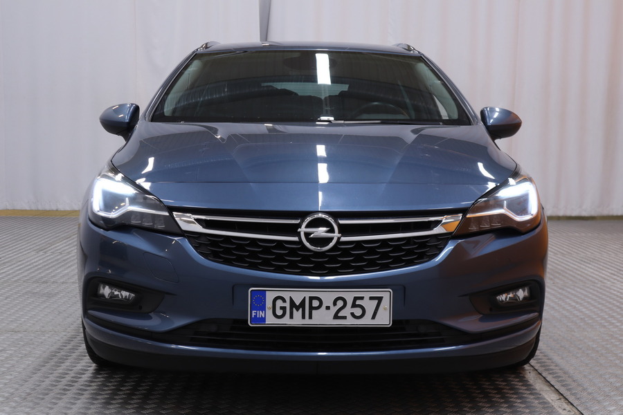 Opel Astra vaihtoauto