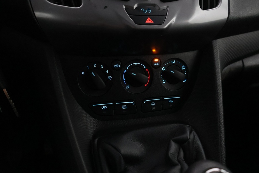 Ford Transit Connect vaihtoauto