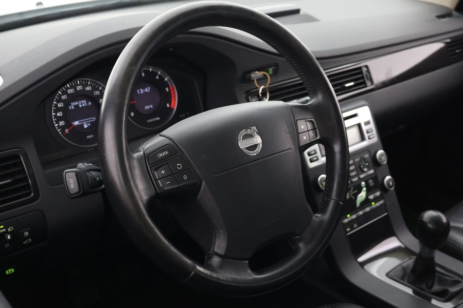 Volvo V70 vaihtoauto