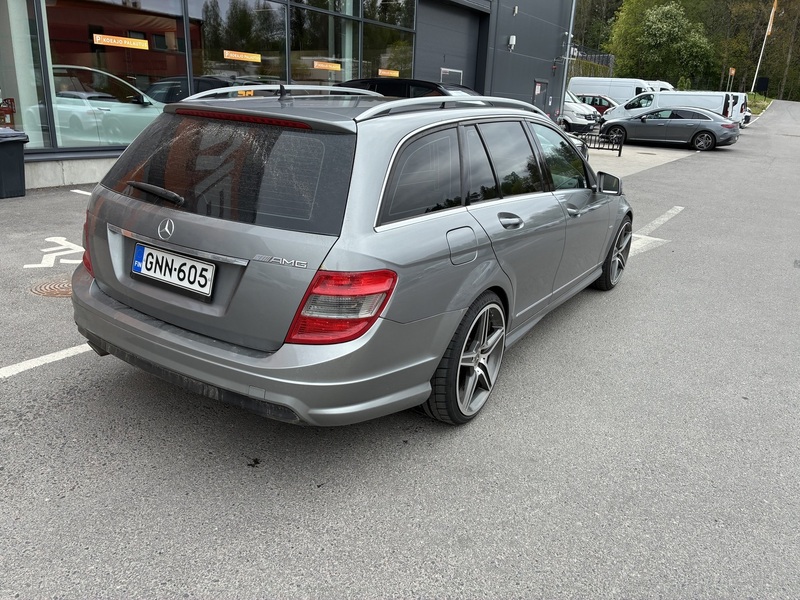Mercedes-Benz C vaihtoauto