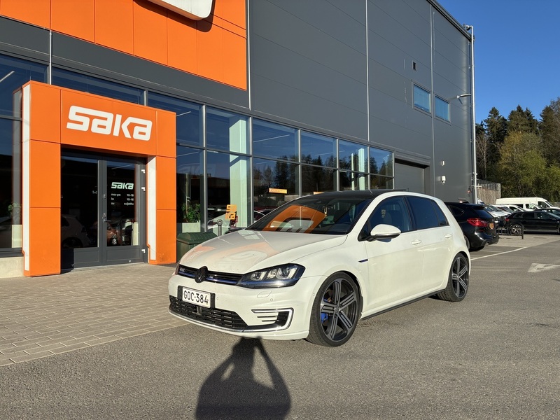 Volkswagen Golf vaihtoauto